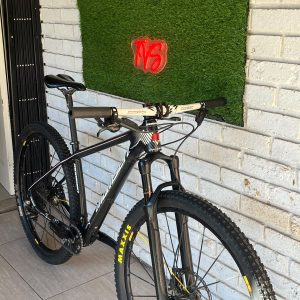 Fully carbon Momsen hardtail